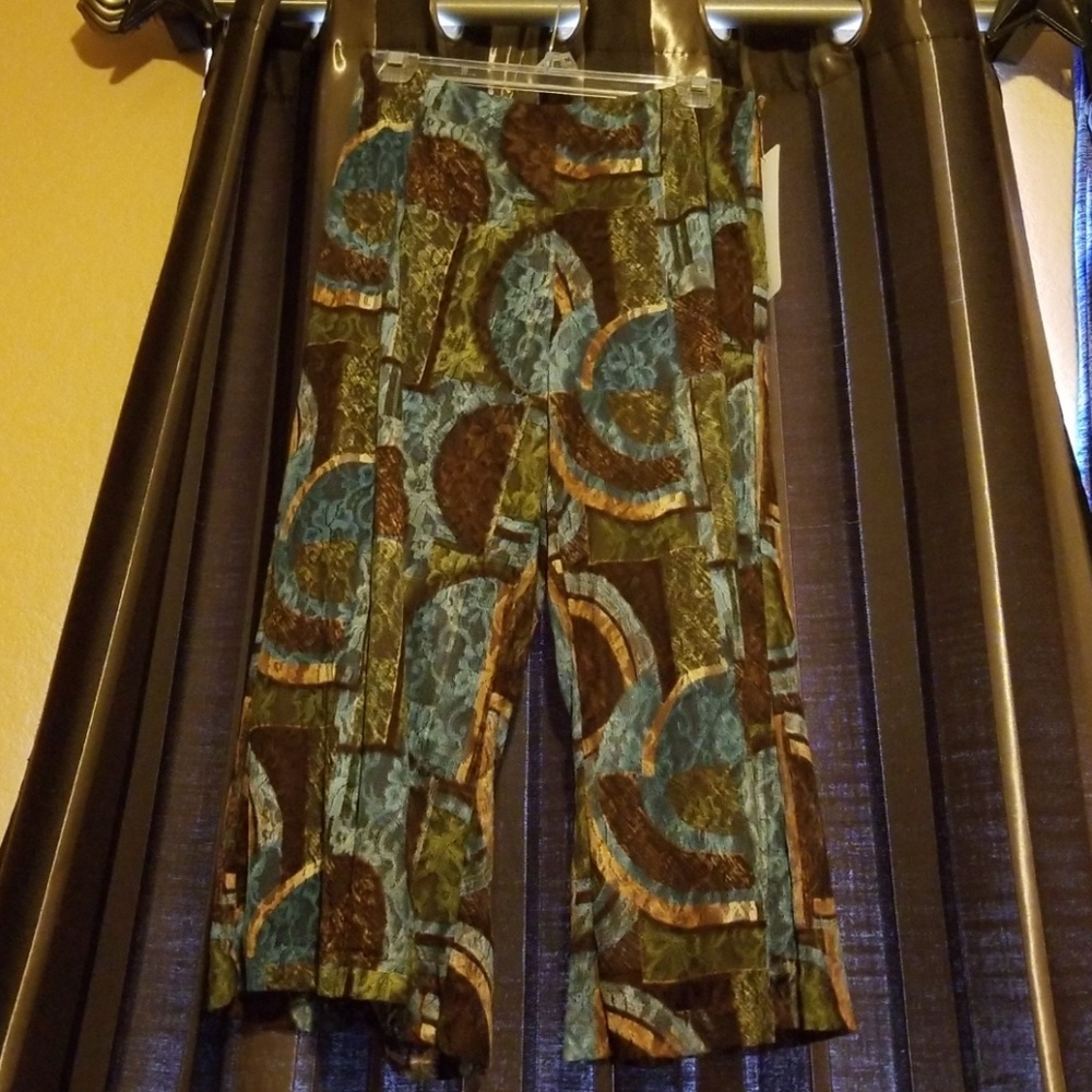 Never been worn! Fall capris size 4
